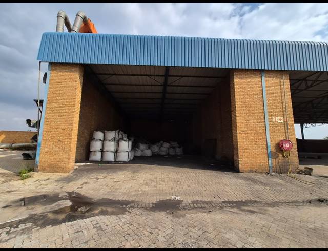 5,000M² INDUSTRIAL YARD TO LET IN WADEVILLE